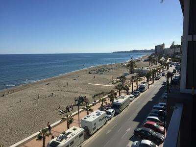 Beachfront, two bed- & bathrooms, private parking
