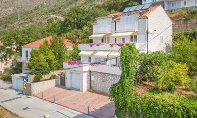 Apartments Mirela
