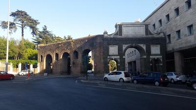 Termini Station apartment AI DUE CORTILI presso le mura aureliane