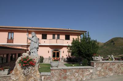 Monte San Giovanni-Nebrodi Rooms
