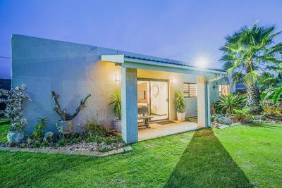 Sunrock Guesthouse main