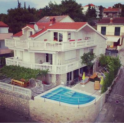 Stonehouse with swimming pool Villa Anita