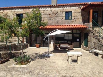 Guesthouse Casa das Abegoarias, Billede 2