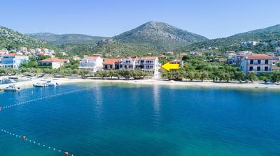 Villa Rozana - Beachfront Wellness Retreat
