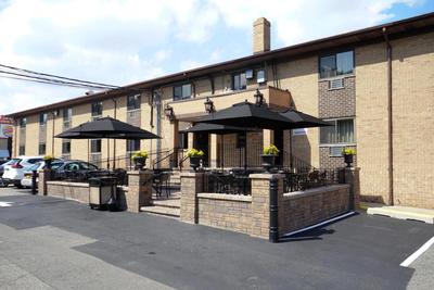 Holland Hotel Jersey City Free Parking