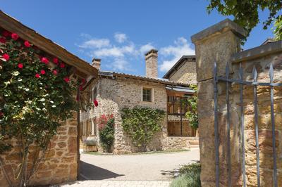 Contact Hôtels Le Savigny & Spa