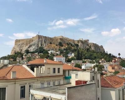Athens Plaka Modern Decorated Apartment