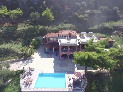 Villa Eora