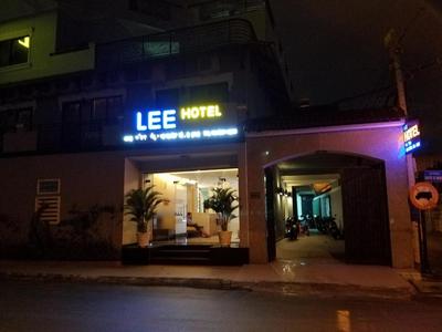 Lee Hotel