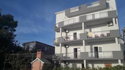 Apartments Jure Miljak