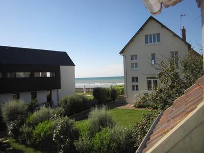 Gîtes en Normandie en FRONT DE MER à Asnelles , 3km d'Arromanches, 10km de Bayeux