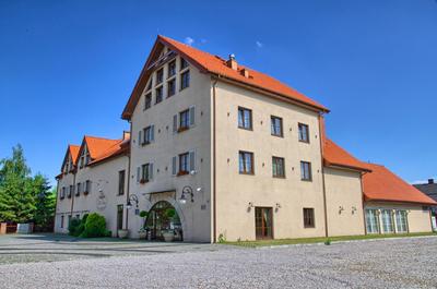 Villa Estera - Hotel & Restauracja