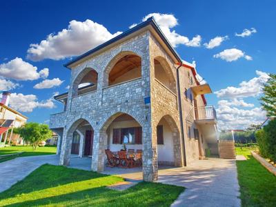 Apartment Luka 1481