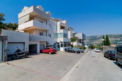 Apartment Riki