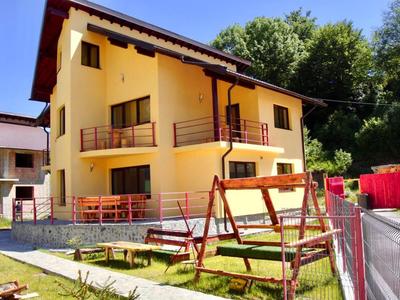 Complex Mona Caraiman