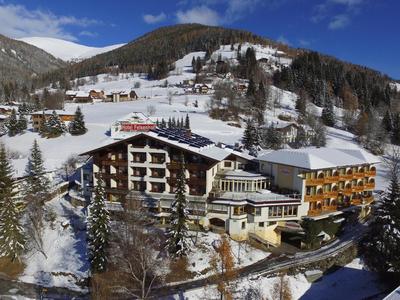 Wohlfühl & Genusshotel Felsenhof