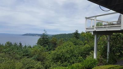 Island View-Spectacular view of Puget Sound and the Olympic Mountains
