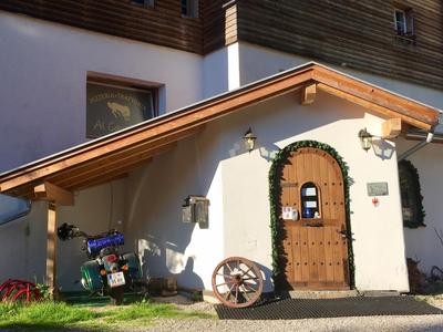 Hostel Weisses Rössl