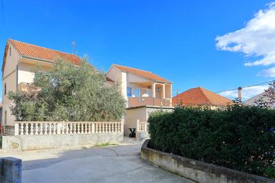 Apartments Ana