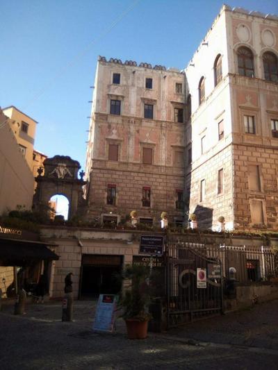 Anna Home in Chiaia Unica sede