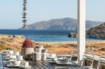 Eneos Kythnos Beach Villas-Elegant and Comfort Villas