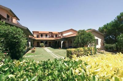 Ranch Hotel