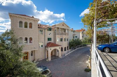 Villa Cetina