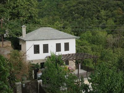 Koukourava Garden