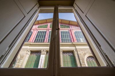 GuestHost - Florence Ariento Romantic Apartment