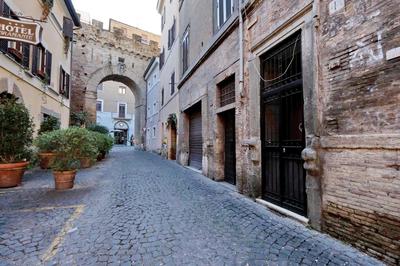 Characteristic apartment just beside the Vatican