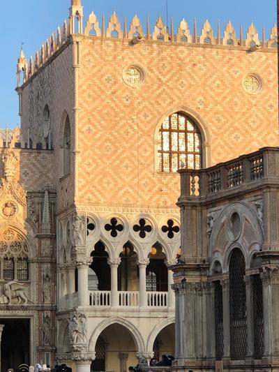 Venetian Infinity