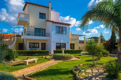 Azzuro Villa with private pool by Estia