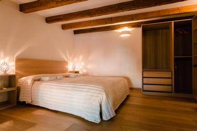 Historical and Luxury Apartment
