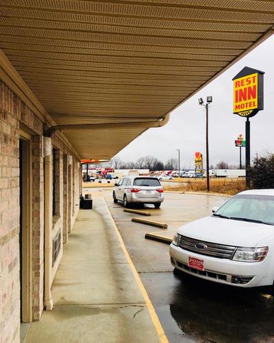 Rest Inn Motel, Bilde 2
