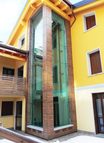 Residence Acero Rosso