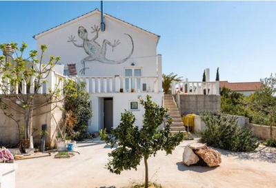 Villa Paradise Regained