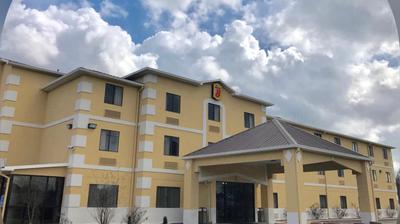 Super 8 by Wyndham Jackson Ridgeland