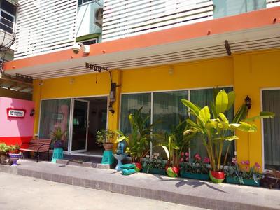 is boutique huahin hotel