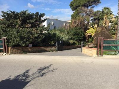 Appartamentino con veranda in Villa fronte mare