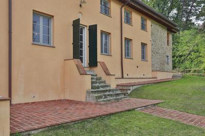 Santo Stefano 10 by Salogi Villas