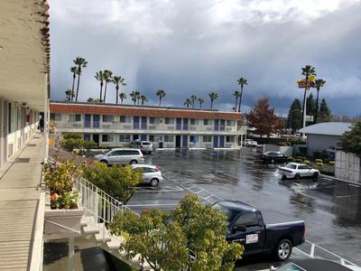 Gilroy Inn, Foto 2