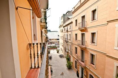 Barceloneta Suites Apartments Market
