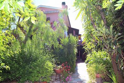 Elbaloves Appartaments Villa