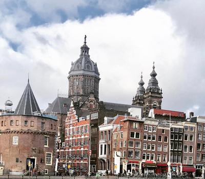 PH93 Amsterdam Central