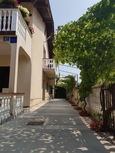 Apartment Sena 2