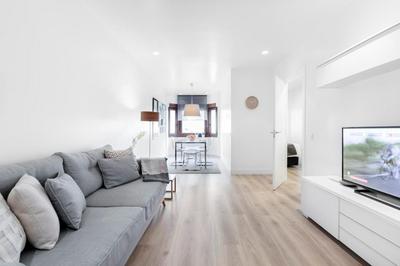 Villanueva Apartments by Flatsweethome