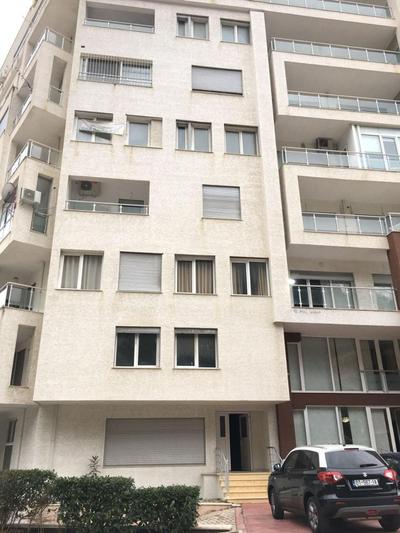 Apartment Ermest ,Kavaje Rock