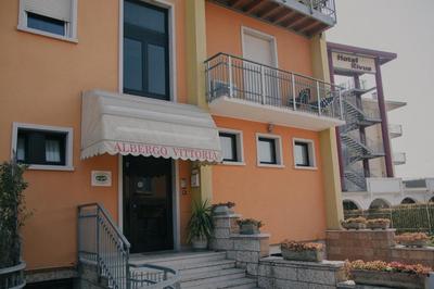 Vittoria Rooms Peschiera