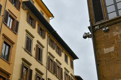 Calzaiuoli luxury and characteristic apartment