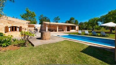 Villa Els Olivers / Olivers Petits